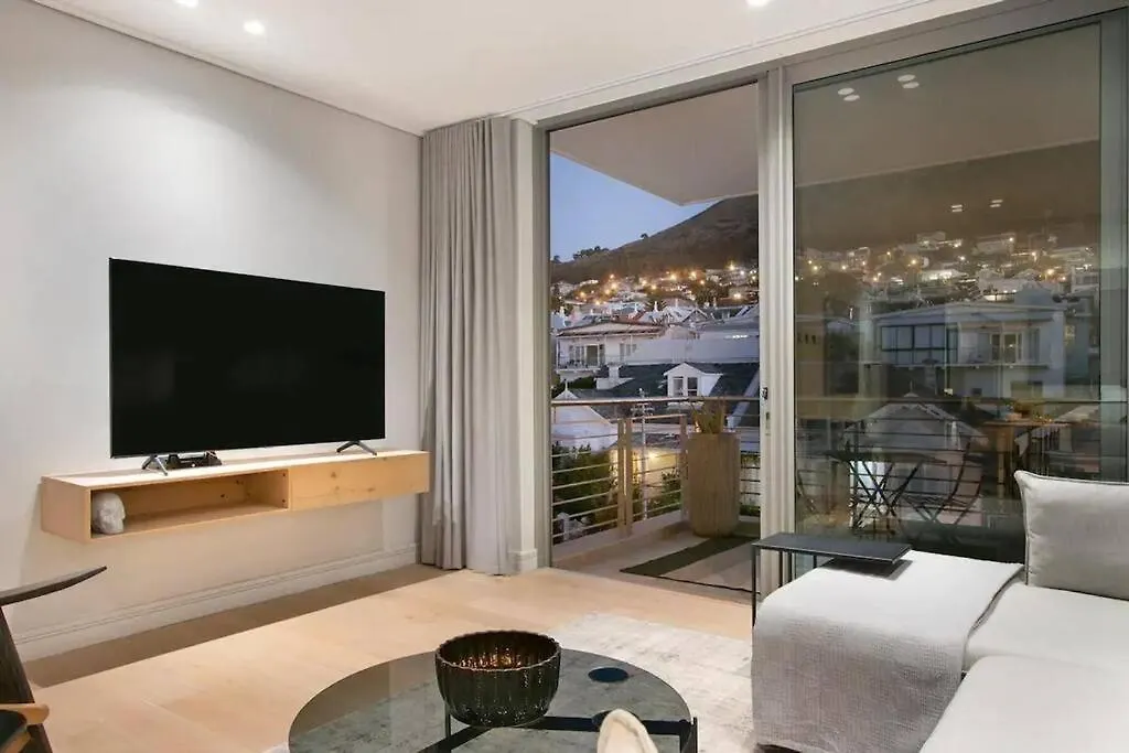 Greenpoint Hideaway Pool, Balcony, Luxury Living Cape Town 0*,